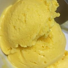 A picture of Mango ice cream.