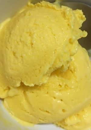 A picture of Mango ice cream.