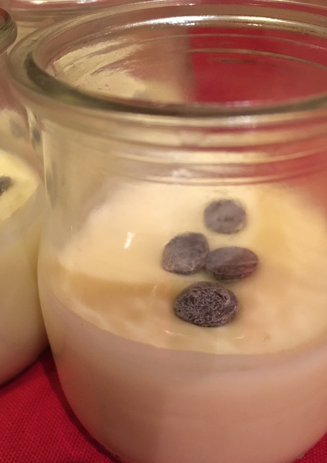 Una foto de Petit suisse de chocolate blanco