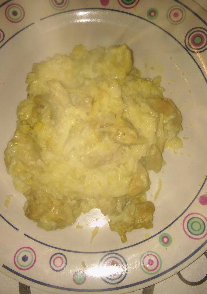 Una foto de Arroz con pollo al curry