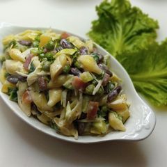 A picture of Russian Salad.