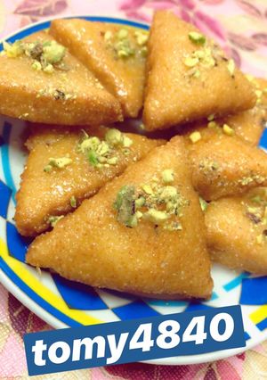 صورة لوصفة مثلثات السميد 😋👌🏻