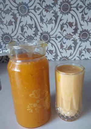 A picture of Mango peach smoothie.