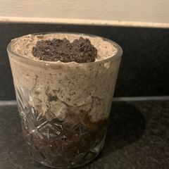 A picture of Oreo mousse.