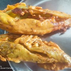 A picture of Mirchi bada.