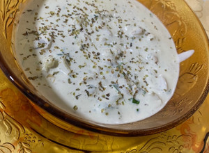 صورة لوصفة شوربة الجمبري والفطر بالكريمة ☘️ كيتو✨
