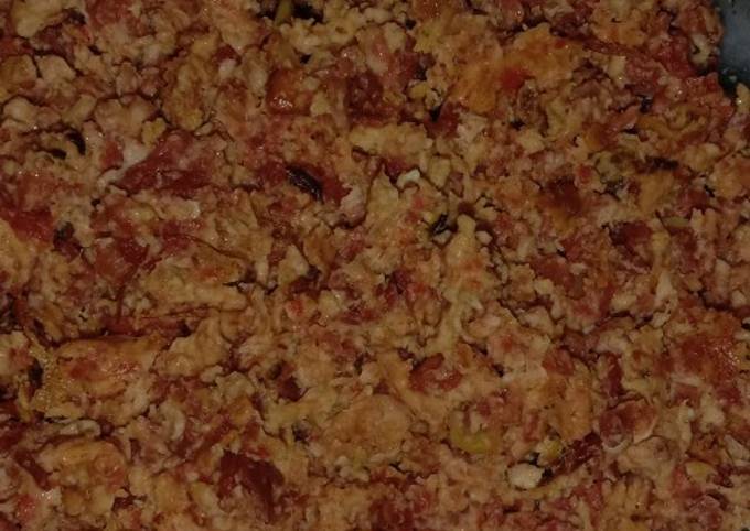 Langkah Mudah untuk Menyiapkan Kornet Telur Orak Arik, Lezat