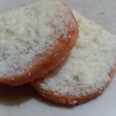 A picture of Coconut rusk.
