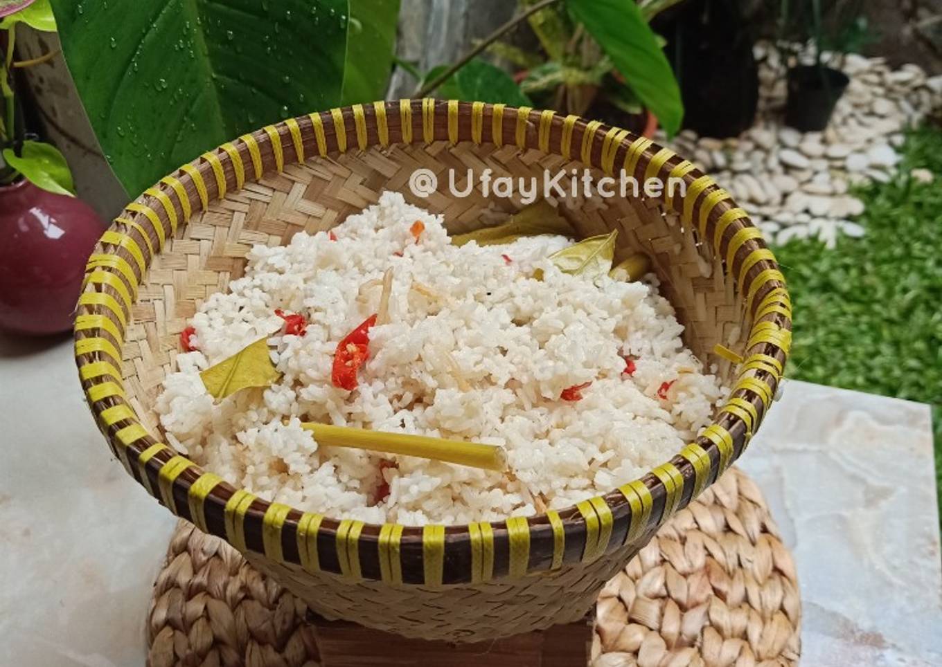020. Nasi Liwet