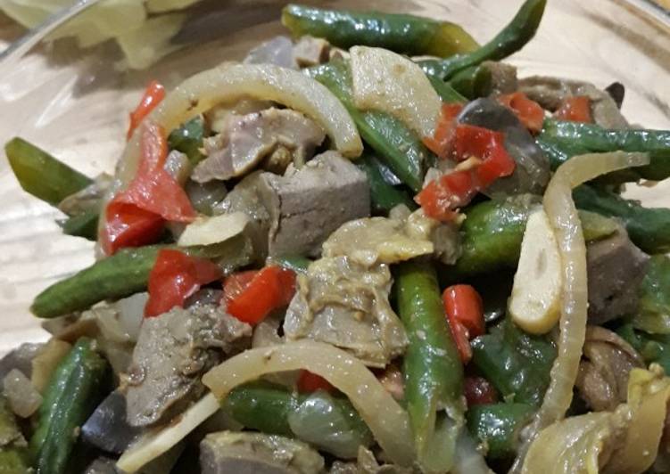 Langkah memasak Tumis Kacang Panjang Ati Ampela, Bikin Ngiler