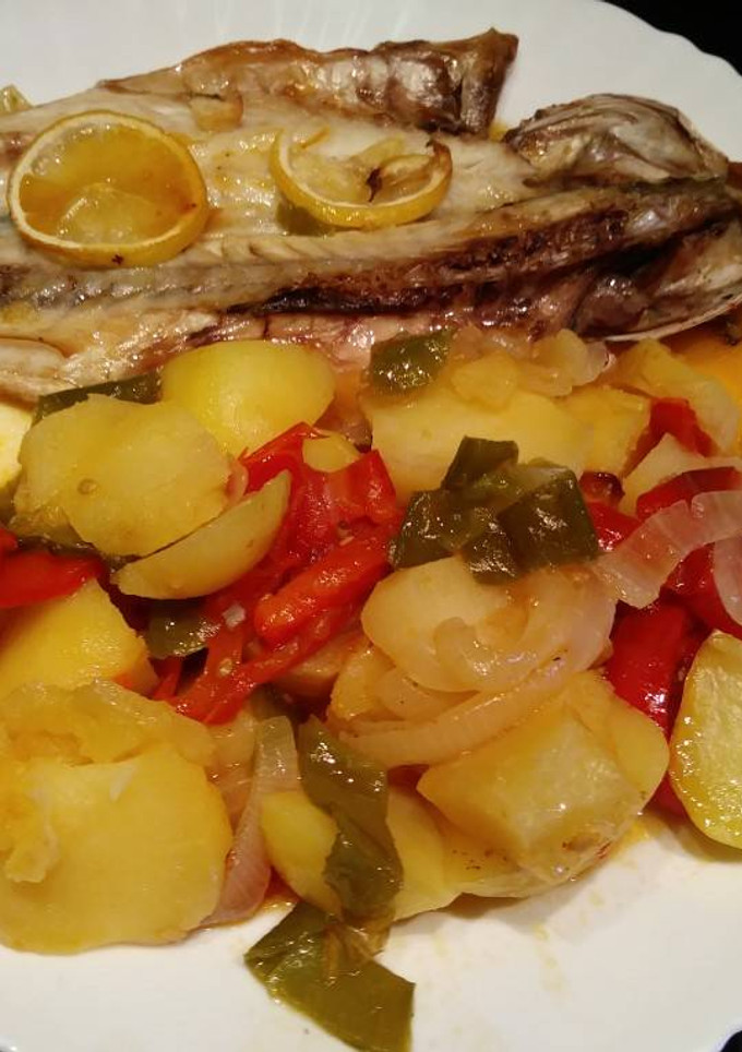 Una foto de Lubina al horno