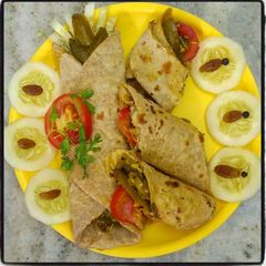 Kundru roti roll A picture of Kundru roti roll.