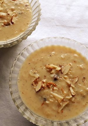 गव्हाची गुळातली खीर (gavyachi gulatil kheer recipe in marathi) रेसिपी चे मुख्य फोटो 