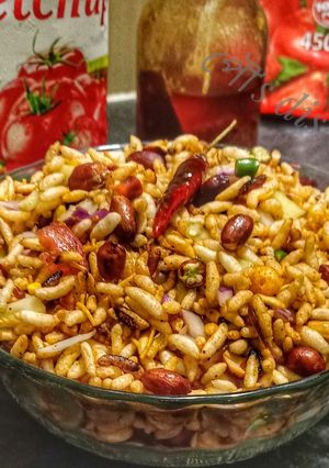 আচারি মুড়ি চাট (aachari moori chaat recipe in Bengali) রেসিপির প্রধান ছবি