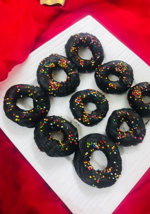 A picture of Donuts.
