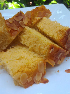 A picture of Semolina Cake.