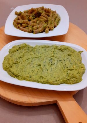 Foto di Pesto di zucchine e pistacchi
