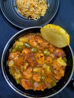 পাইন অ্যাপেল চিকেন (Pineapple Chicken recipe in Bengali) রেসিপির প্রধান ছবি