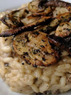 Una foto de Risotto con setas