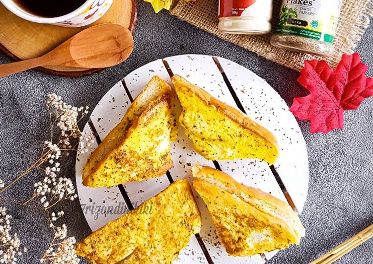 Korean garlic cheese toast