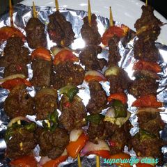 A picture of Steak kebab.