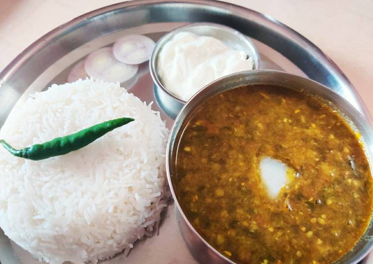 How to Make Award-winning Spinach Dal