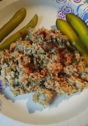A picture of Smokey Paprika Salmon Salad.