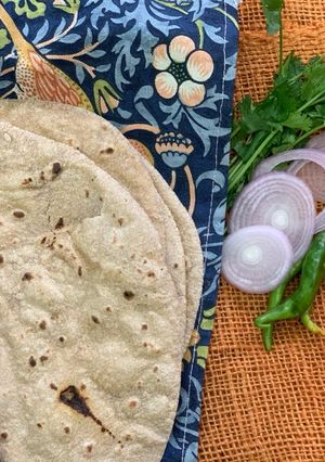 A picture of Roti/Phulka.