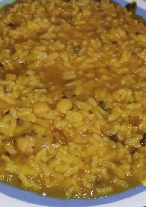 Una foto de Garbanzos con arroz en Olla GM G