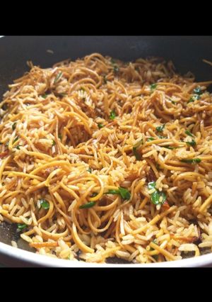 A picture of Mixed Hakka noodle fried rice.
