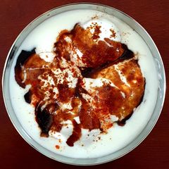 A picture of Dahi vada.