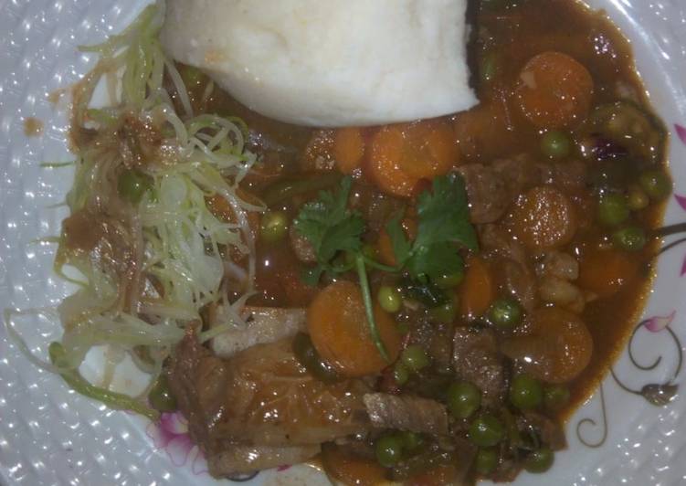 Steps to Prepare Speedy Beef stew and steamed cabbage
