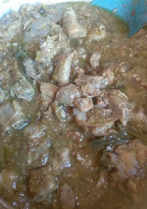 Una foto de Carne de puerco en salsa verde