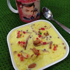 Shahi tukda with chilled custard A picture of Shahi tukda with chilled custard.