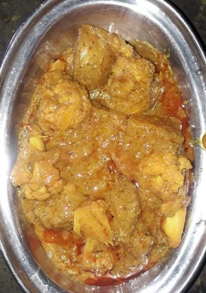 A picture of Aloo gobhi (potato cauliflower veg0.