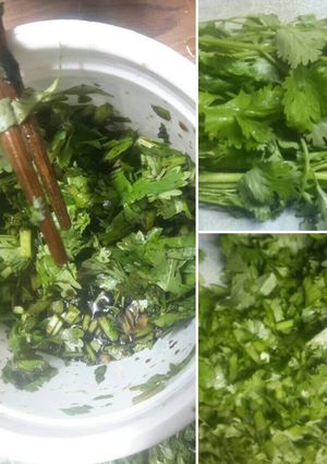 Una foto de Cilantro con salsa de Soya