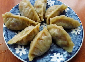 Una foto de Giozas (Ravioles Chinos)