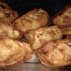 A picture of Fry momos.