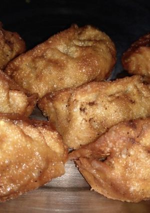 A picture of Fry momos.