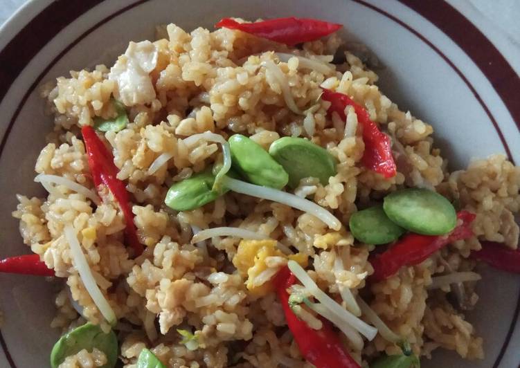 Cara Gampang Menyiapkan Nasi goreng vegetarian by me. #5resepterbaruku yang Sempurna