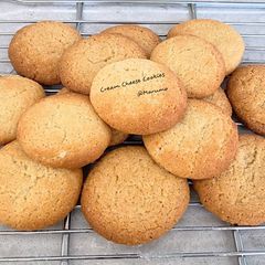 A picture of Cream Cheese Cookies.