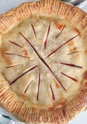 A picture of Cherry Pie.