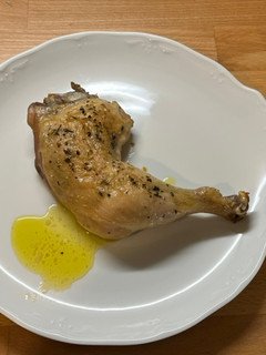 Una foto de Muslos de pollo al horno