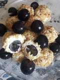 Palline di formaggio con uva