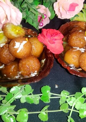 ब्रेड गुलाबजामुन (bread gulab jamun recipe in Hindi) रेसिपी मुख्य फोटो