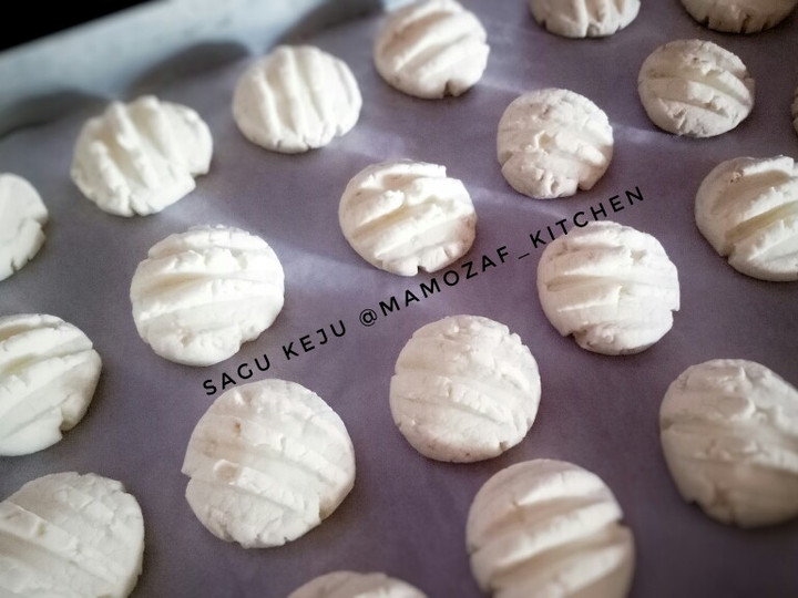 Cara Gampang Membuat Sagu Keju, Bisa Manjain Lidah