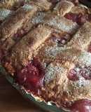 Kuchen de manzanas y frutillas