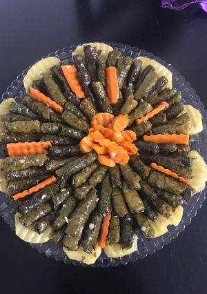 صورة لوصفة ورق عنب بحشوة الخضار والأرز