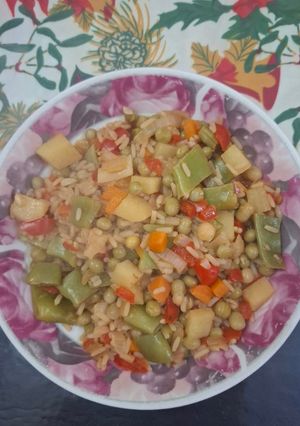 Una foto de Vegetales con arroz light