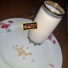 A picture of Soya milk.